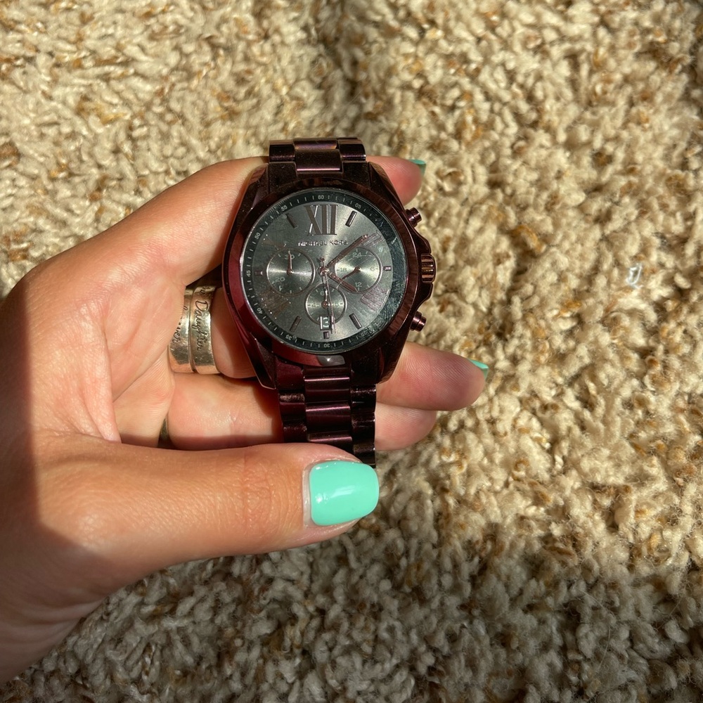 Michael kors plum watch
